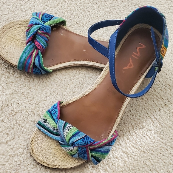 MIA Shoes - Mia Boho Bow Espadrille Beachy Flat Sandals Blue Green Pink 9m Like Anthro